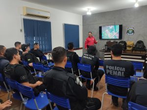Policiais penais de Dourados se aperfeiçoam em técnicas de combate em torre para atuação em caso de ataques externos