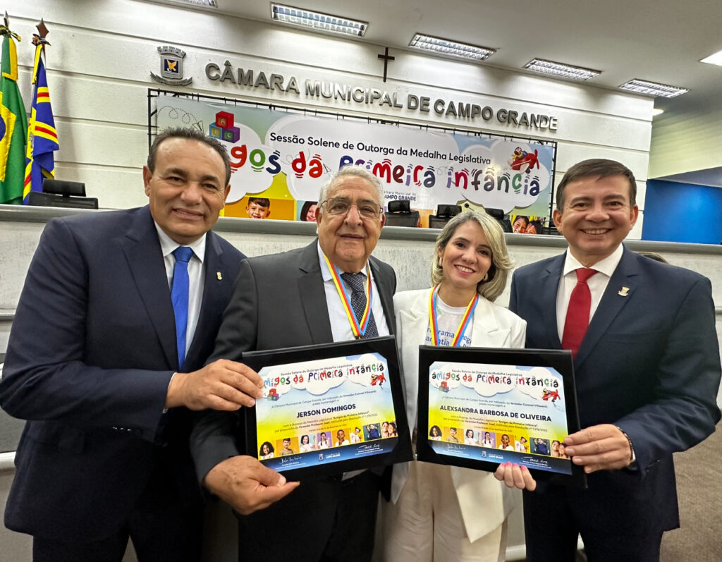 Presidente do Tribunal de Contas é homenageado por Villasanti em Sessão Solene Amigos da Primeira Infância