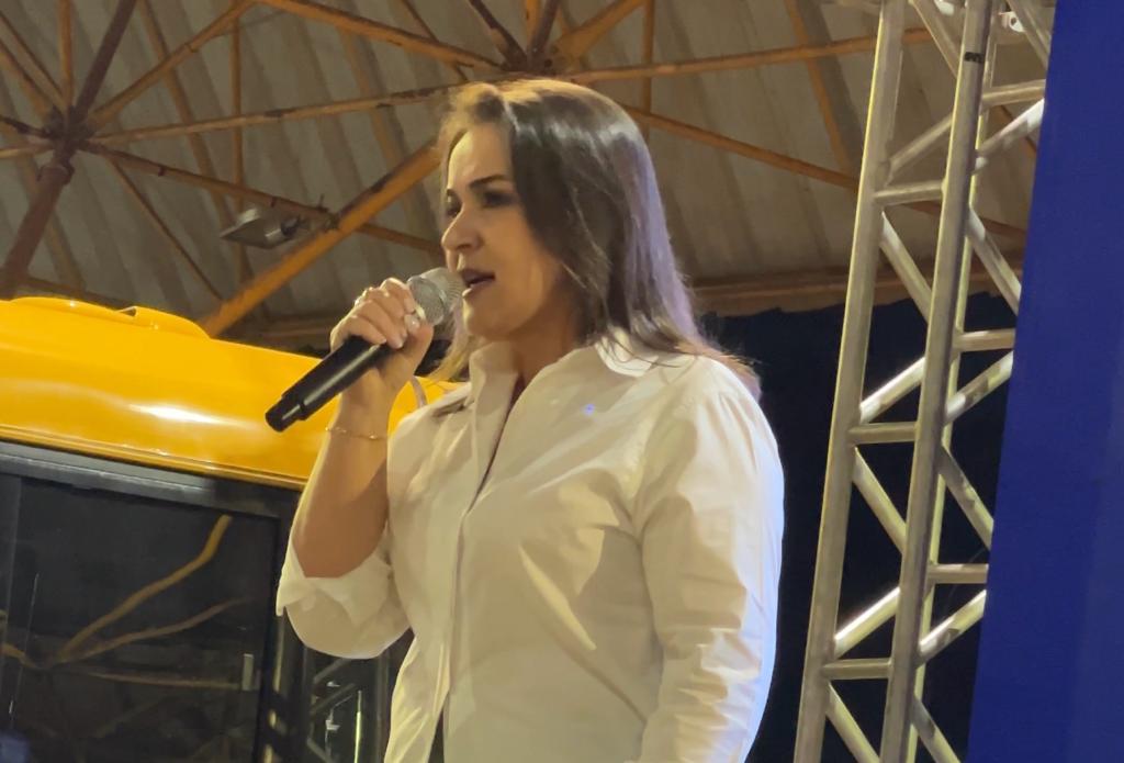 Tiago Vargas celebra compromisso da prefeita Adriane Lopes com o lançamento do edital de concurso para 323 novos professores