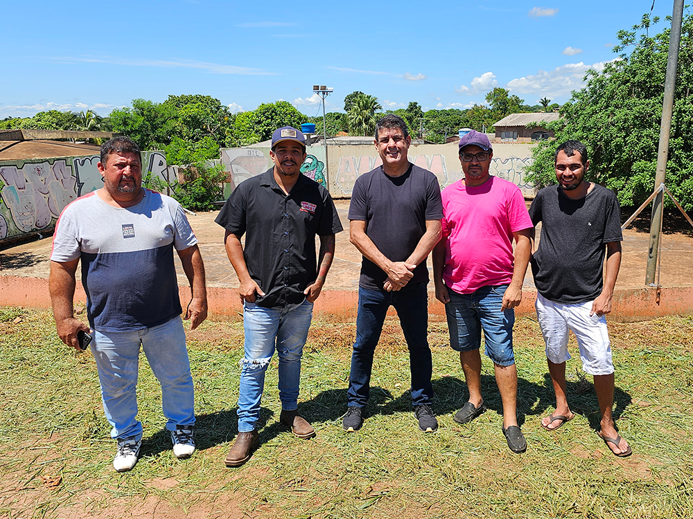 Vereador Beto Avelar busca melhorias para o Jardim Nova Esperança 