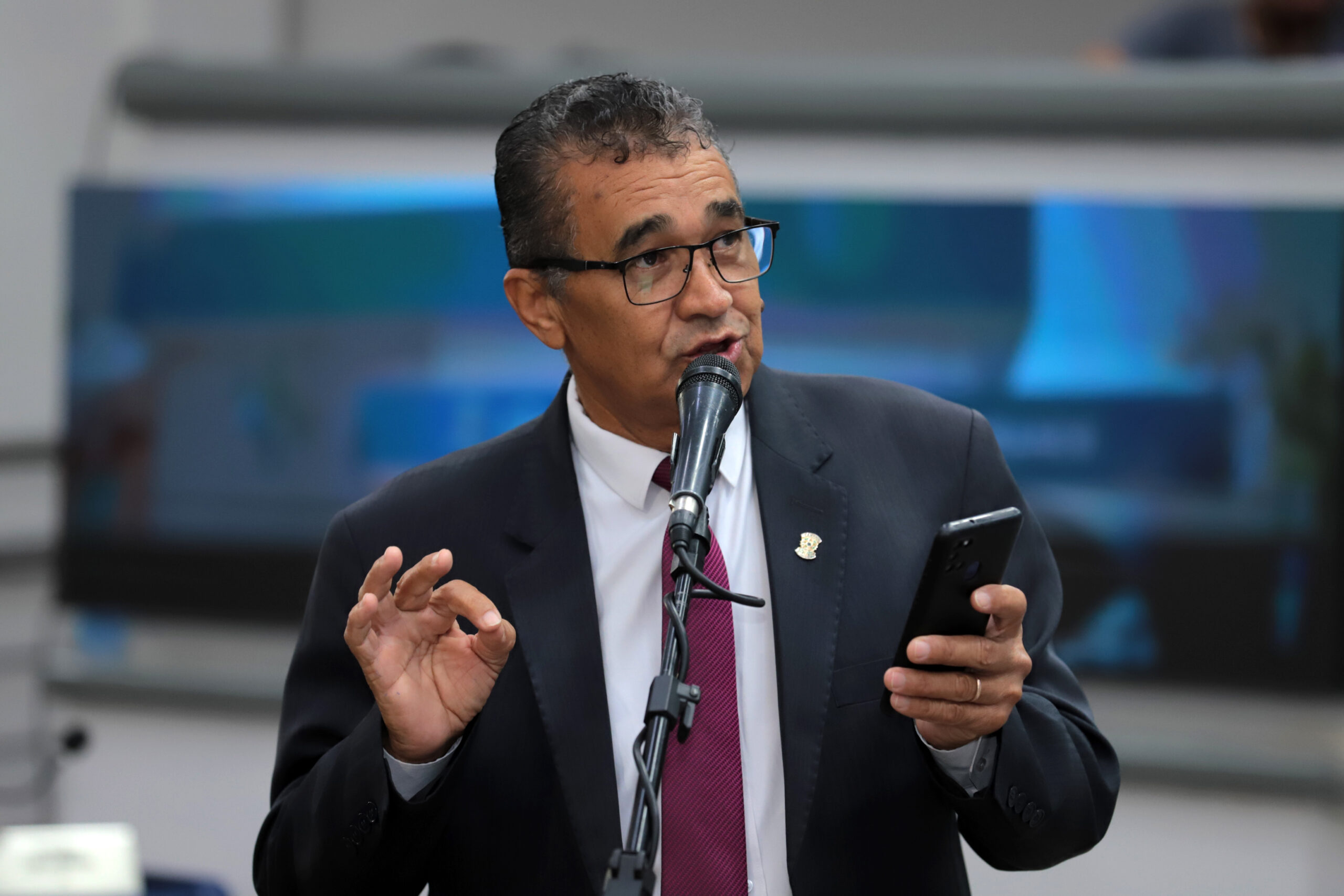 Vereador Ayrton Araújo condena agressão à criança negra, pede mais segurança nas escolas e se solidariza com a diretora da escola Iracema
