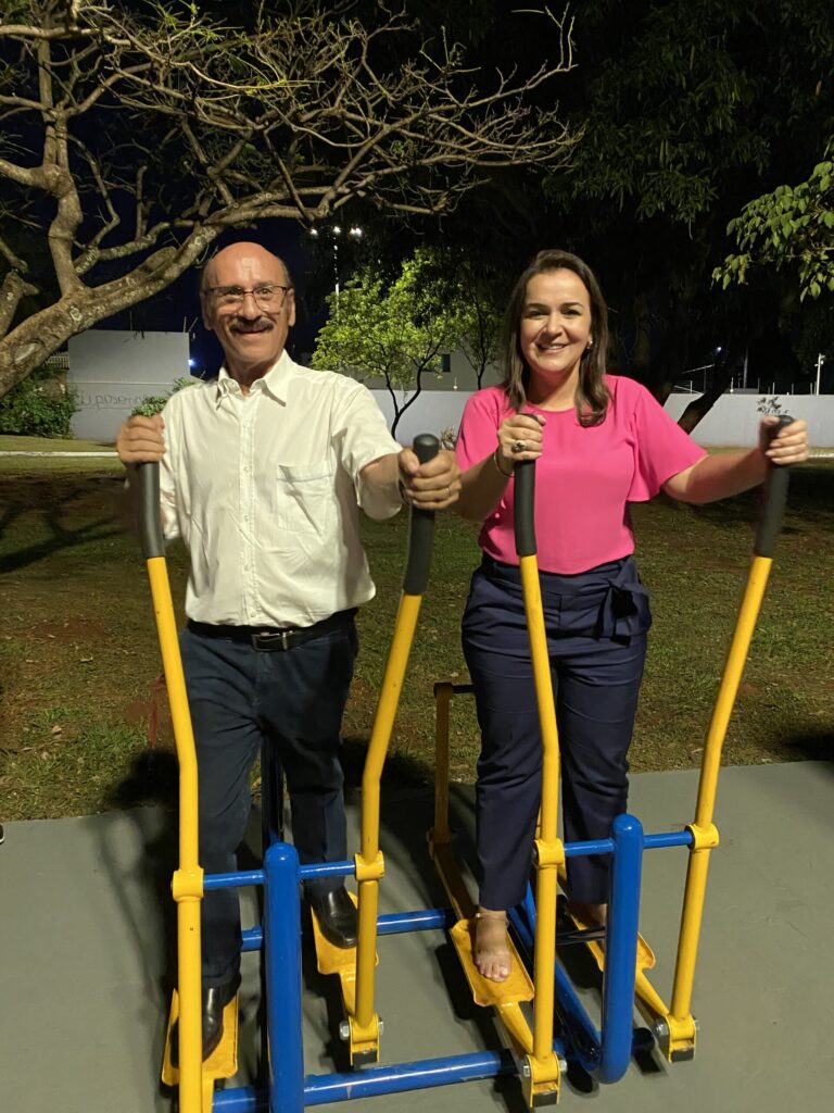 Praça do Jardim TV Morena é inaugurada com recursos de emenda impositiva do vereador Dr. Loester