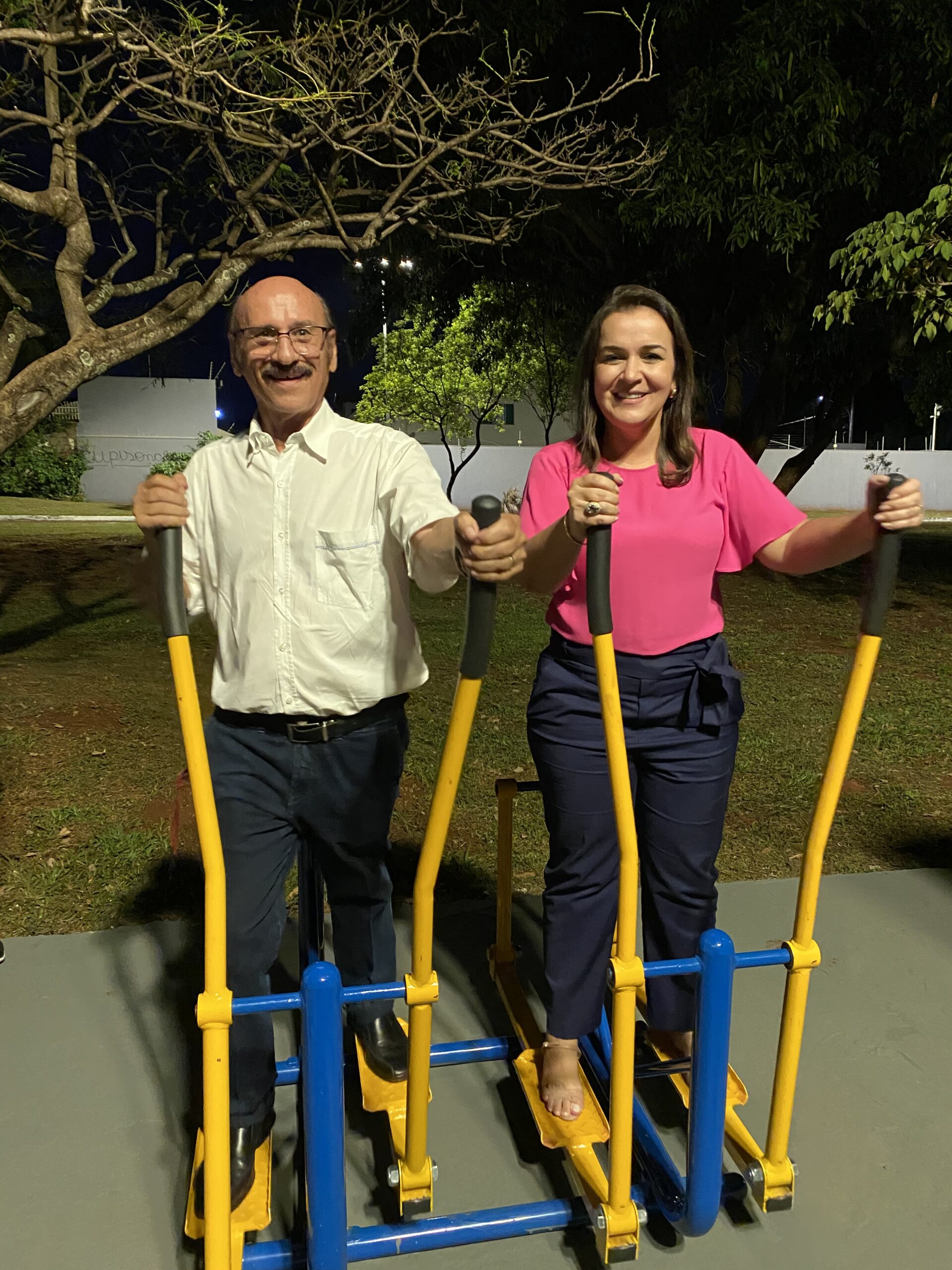 Praça do Jardim TV Morena é inaugurada com recursos de emenda impositiva do vereador Dr. Loester