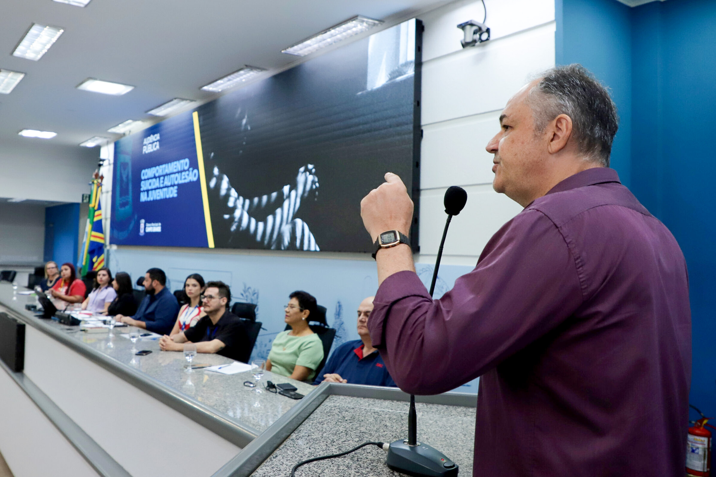 Em audiência pública, vereador Prof. André Luis defende que comportamento suicida precisa ser debatido e enfrentado