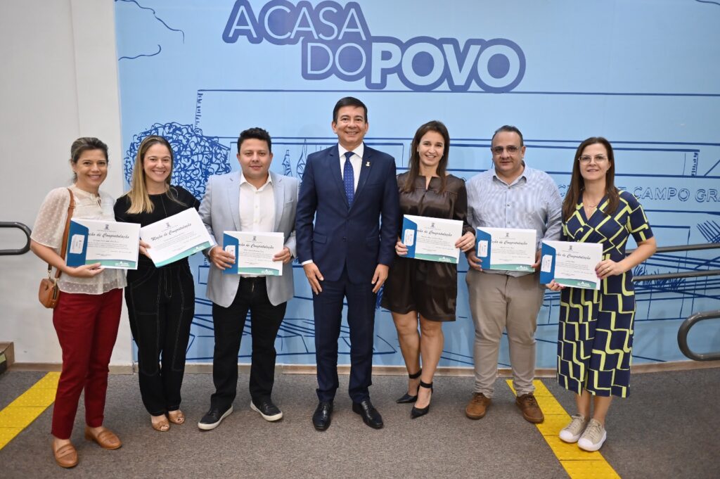 Vereador Villasanti homenageia organizadores da Festa de Santo Antônio